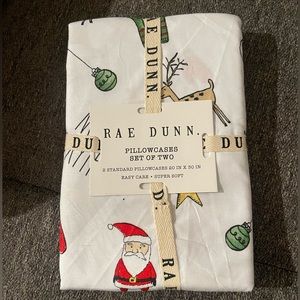Rae Dunn pillowcase set